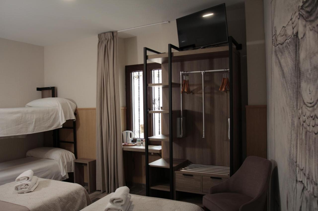 Hospedium Dlj Hostal Tematico Desde La Juderia Архона Экстерьер фото
