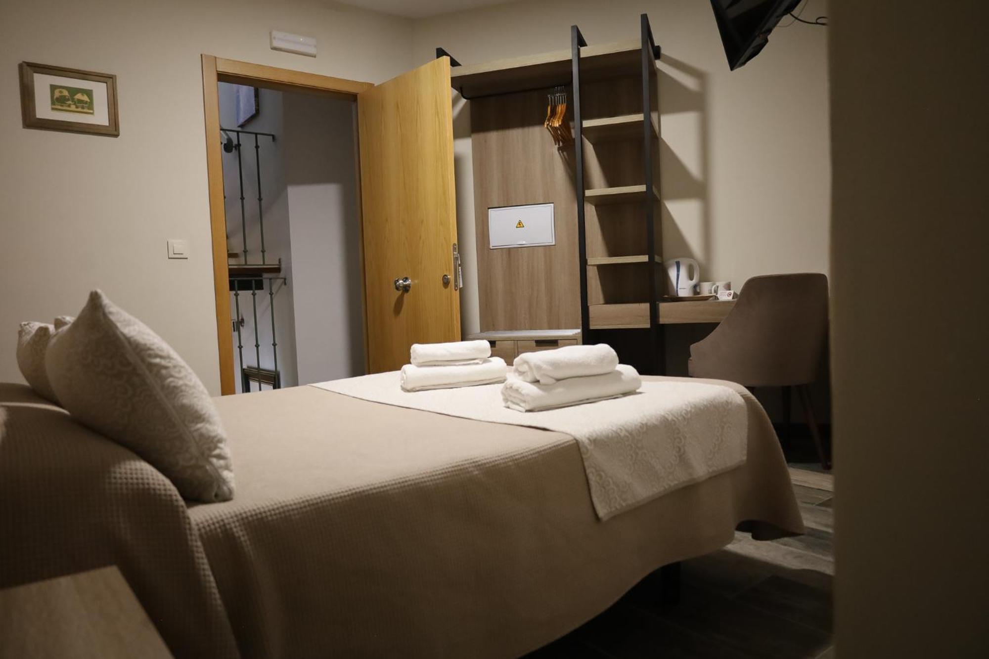 Hospedium Dlj Hostal Tematico Desde La Juderia Архона Экстерьер фото